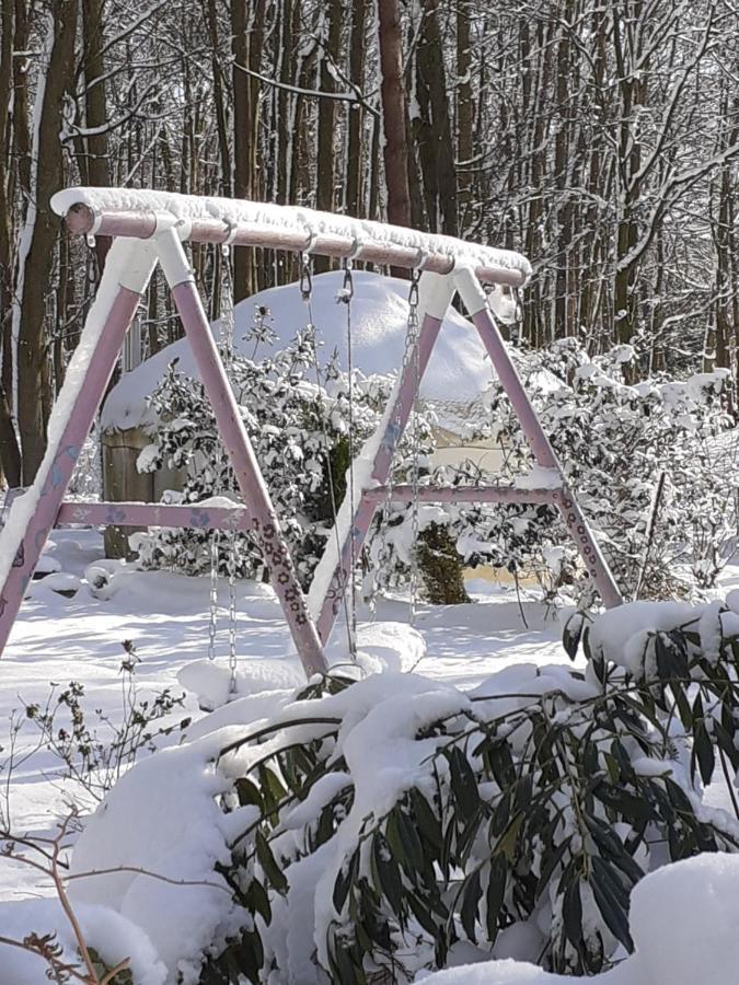 Gingerbread Cottage Yurts Dereham Екстер'єр фото